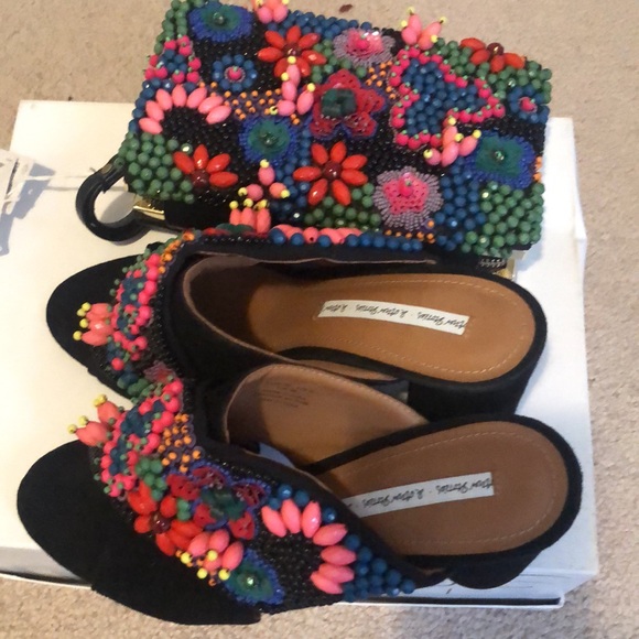 Beautiful sandals with bag to match from the U.K. - Picture 2 of 10